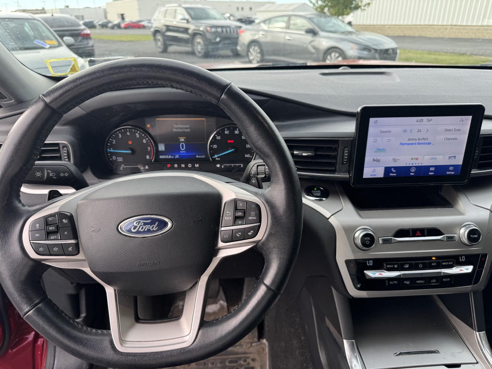 Used 2020 Rapid Red Metallic Tinted Clearcoat Ford XLT image 4