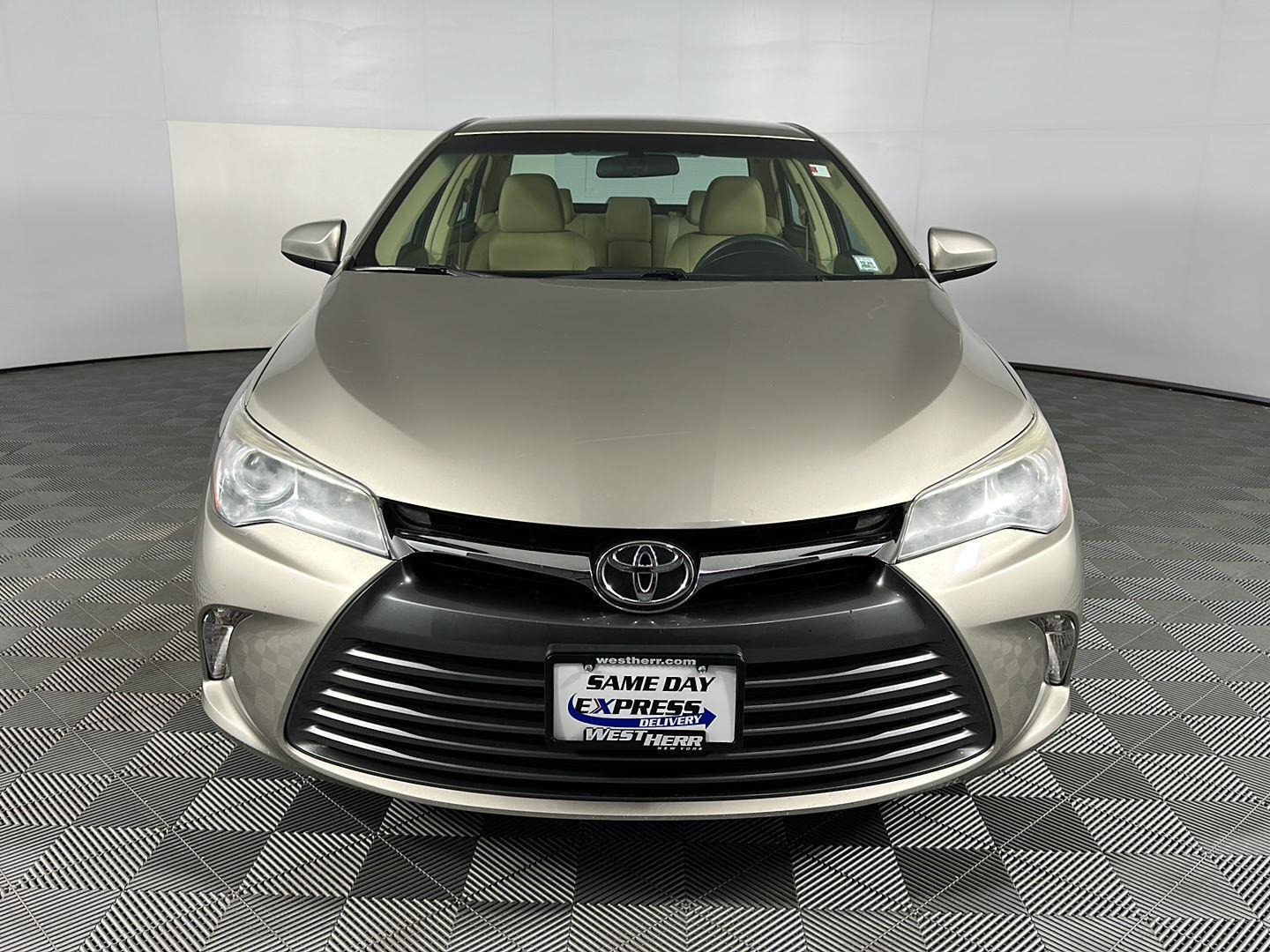 Used 2017 Creme Brulee Mica Toyota LE image 3