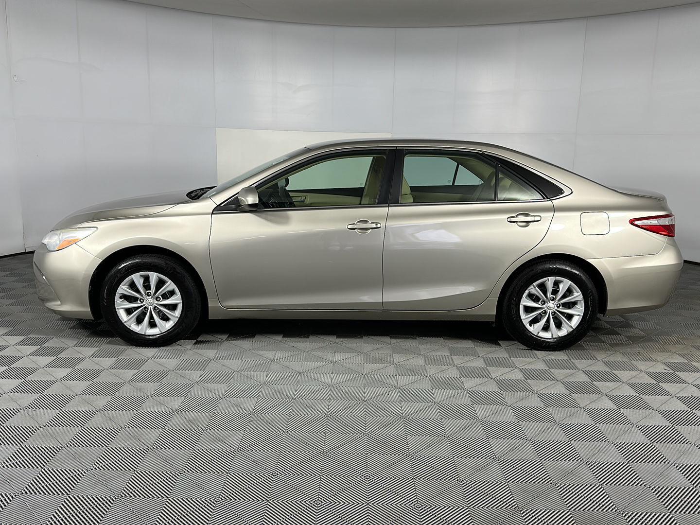 Used 2017 Creme Brulee Mica Toyota LE image 5