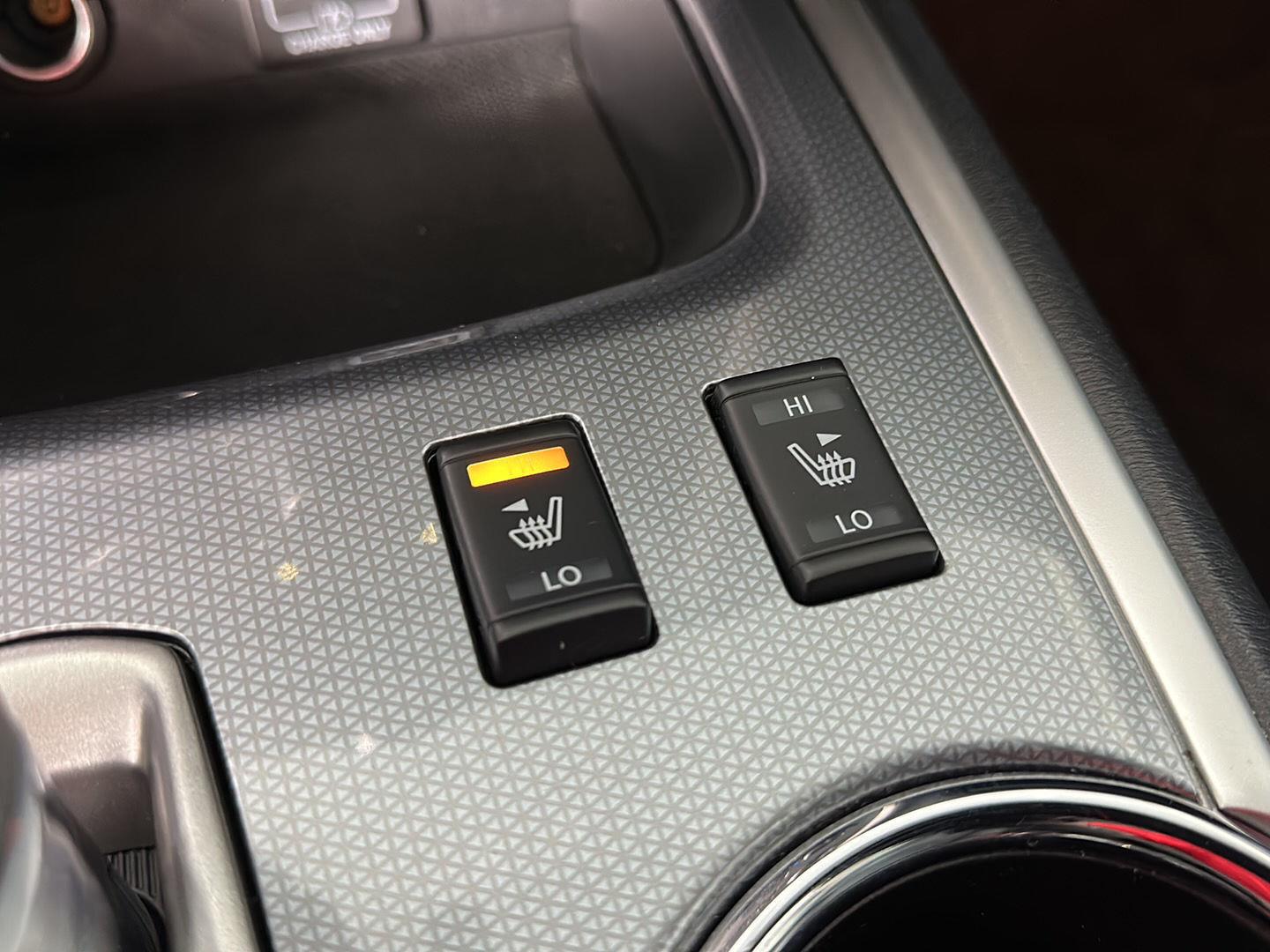 Used 2020 Gun Metallic Nissan SL image 19