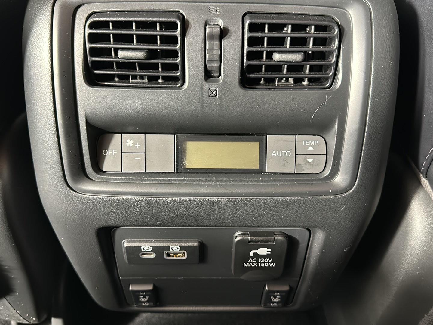 Used 2020 Gun Metallic Nissan SL image 24