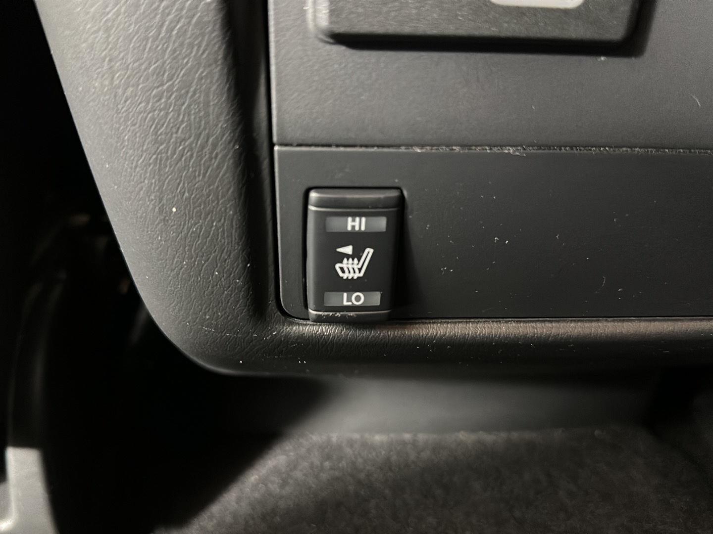 Used 2020 Gun Metallic Nissan SL image 25