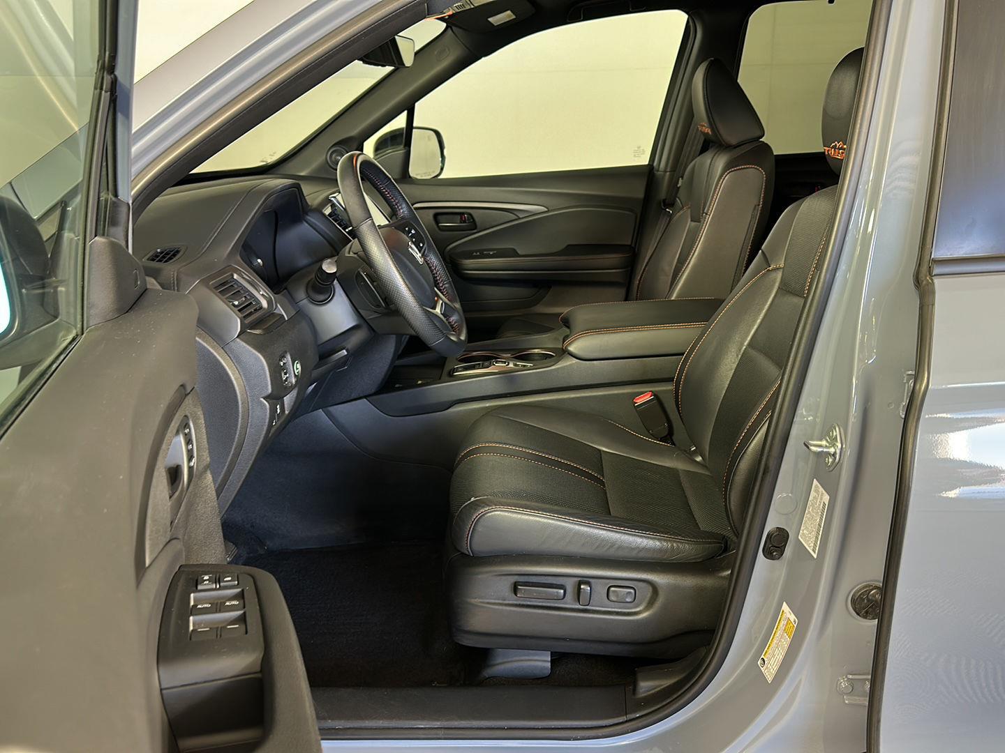 Used 2024 Sonic Gray Pearl Honda TrailSport image 13