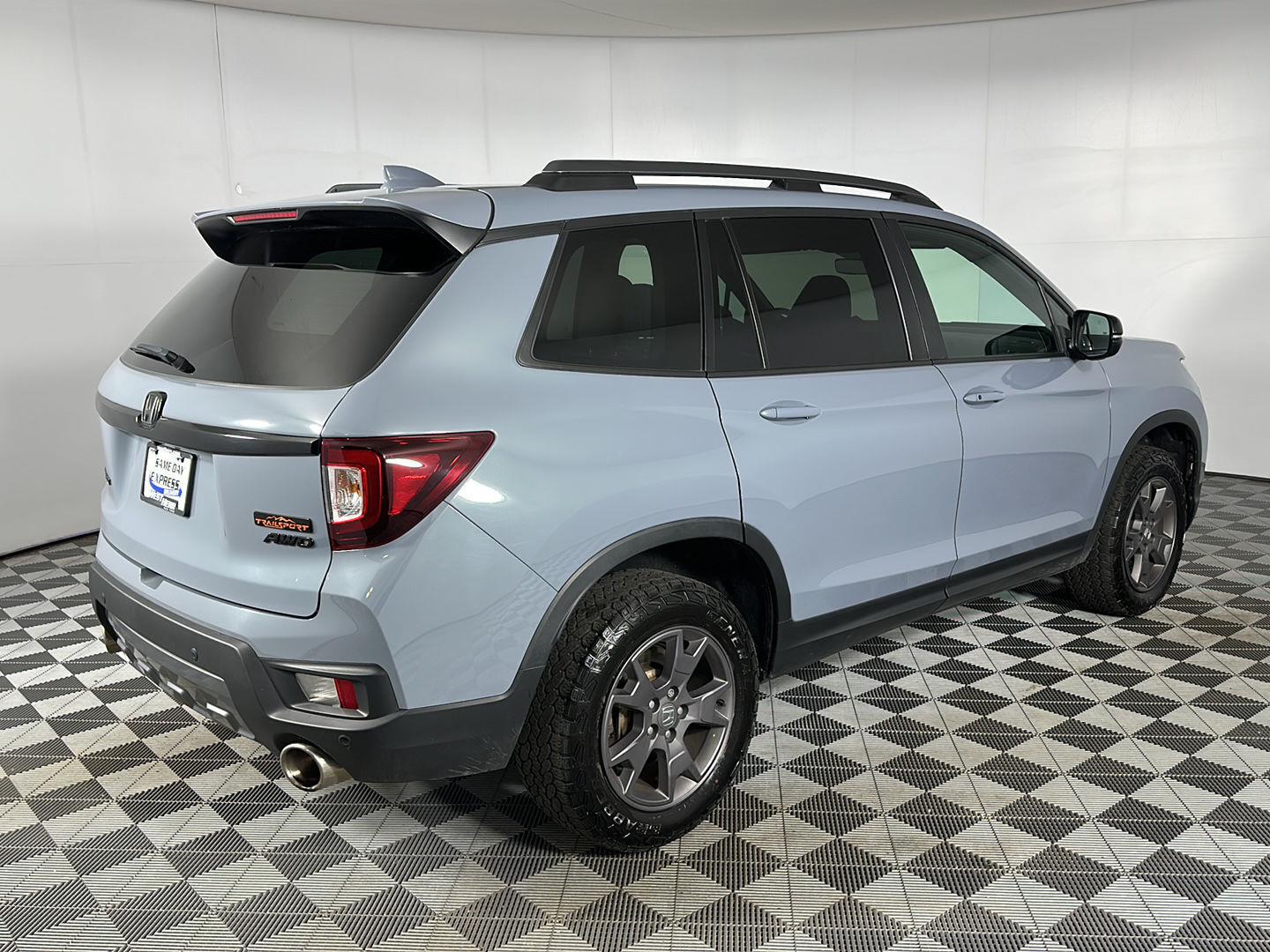 Used 2024 Sonic Gray Pearl Honda TrailSport image 9