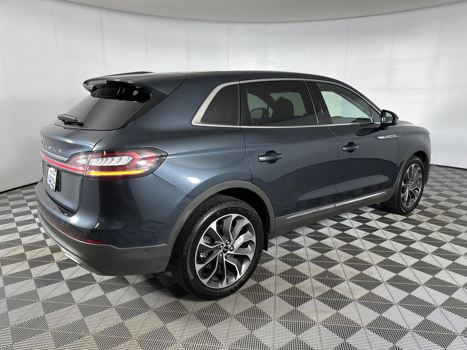 Used 2022 Flight Blue Lincoln Reserve image 29