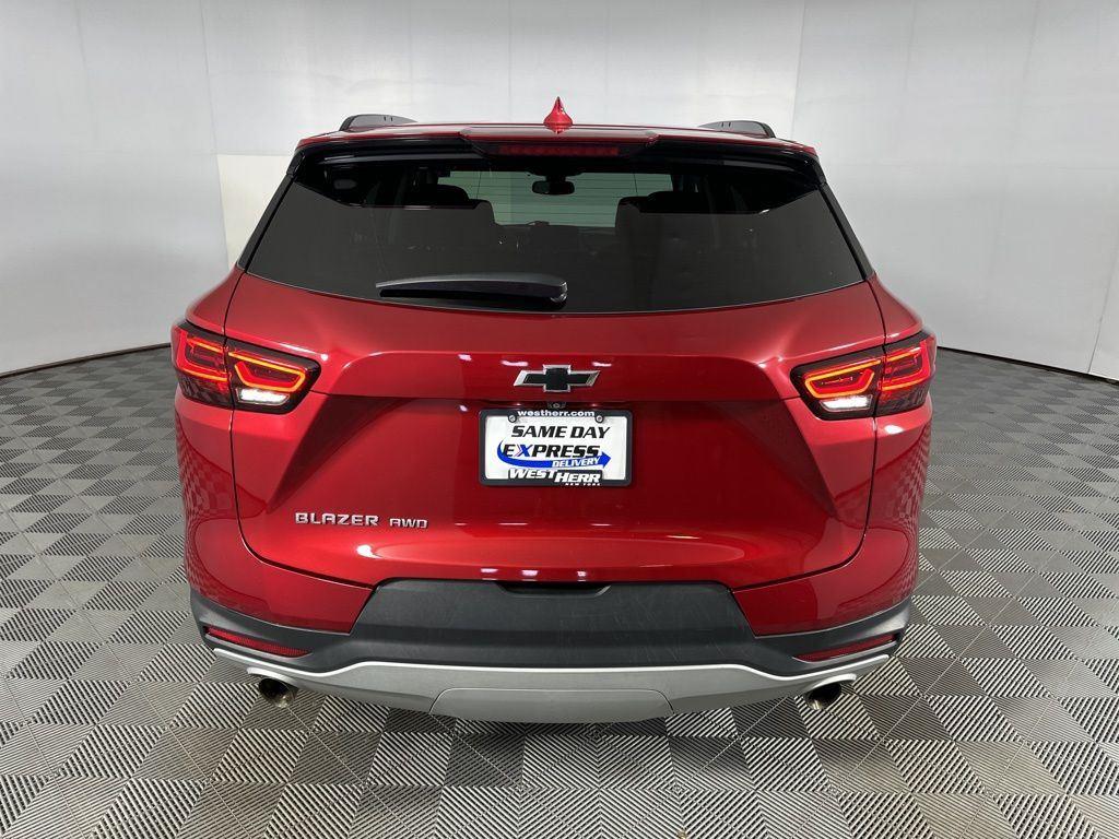 Used 2023 Radiant Red Tintcoat Chevrolet LT image 9