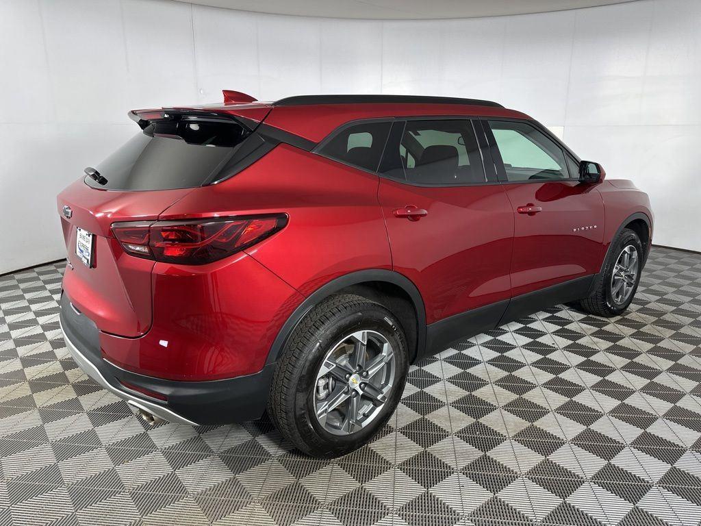 Used 2023 Radiant Red Tintcoat Chevrolet LT image 28