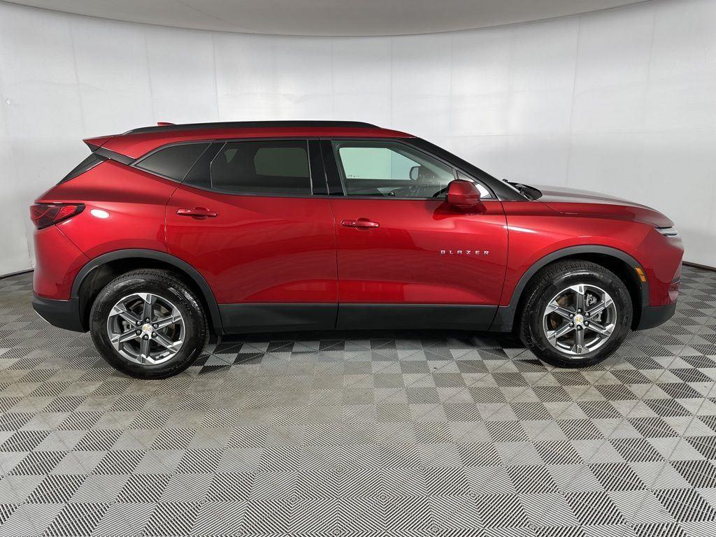 Used 2023 Radiant Red Tintcoat Chevrolet LT image 29