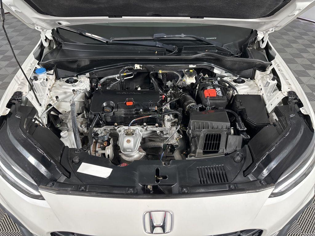 Used 2024 Platinum White Pearl Honda LX image 13
