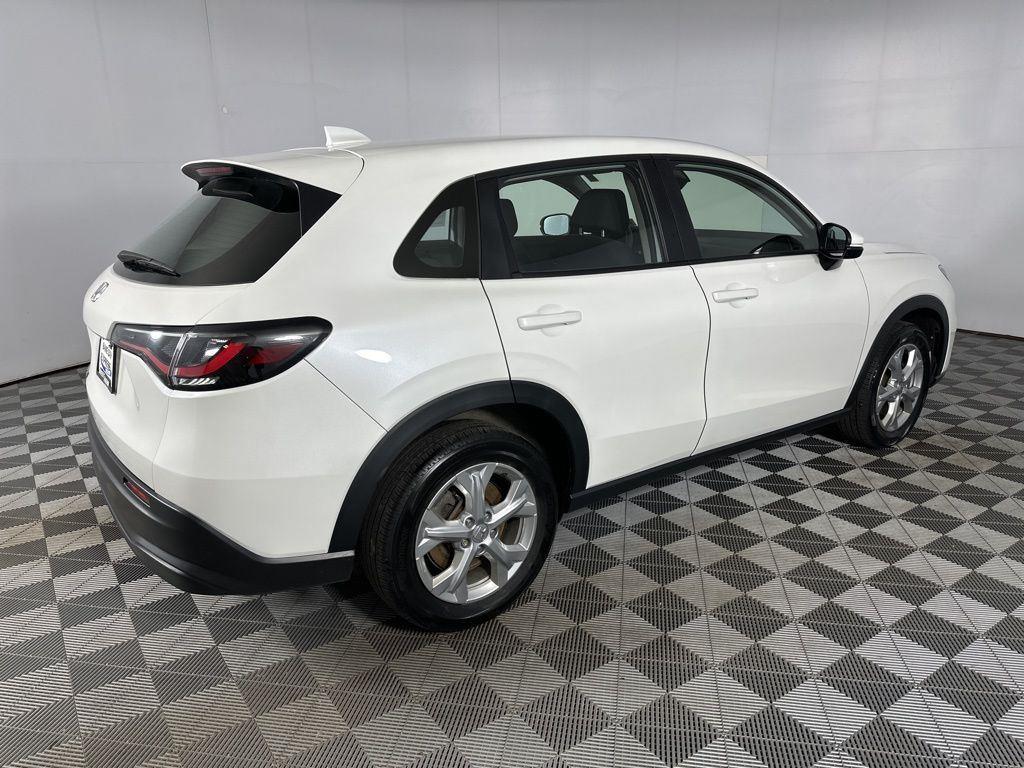 Used 2024 Platinum White Pearl Honda LX image 27