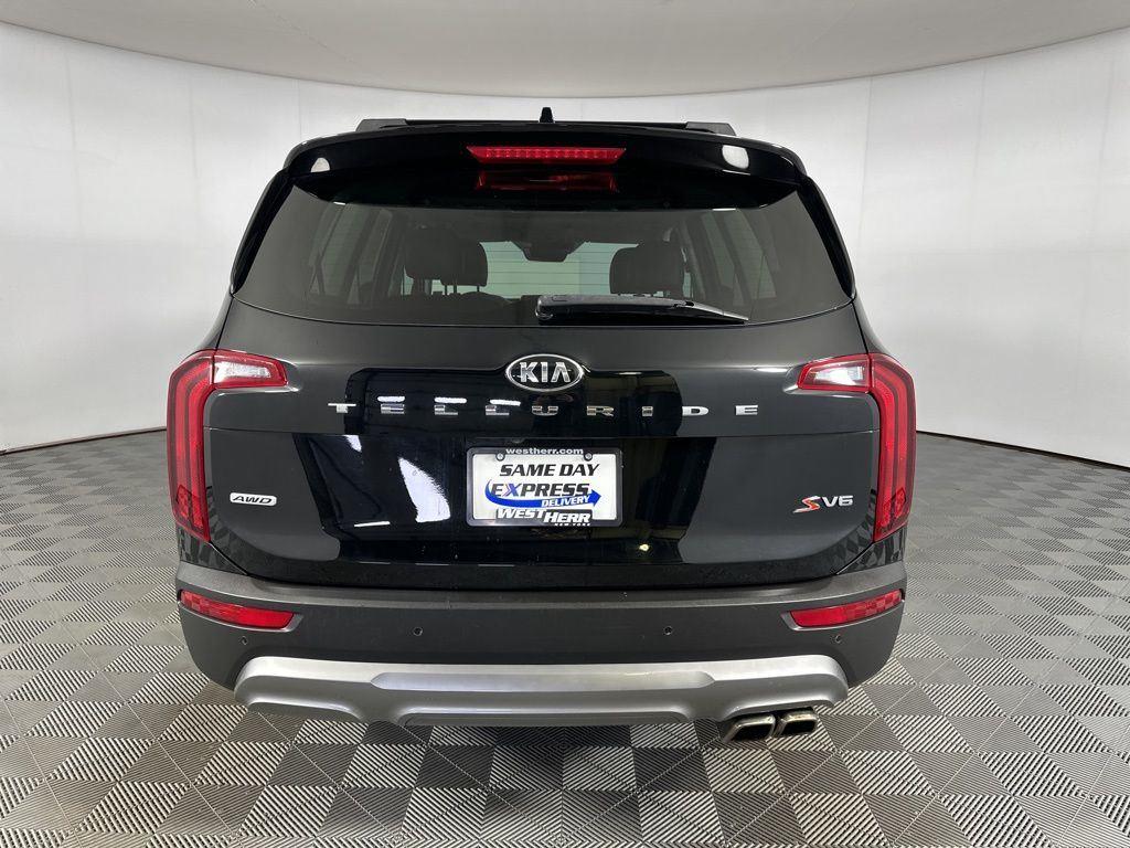 Used 2021 Ebony Black Kia S image 11
