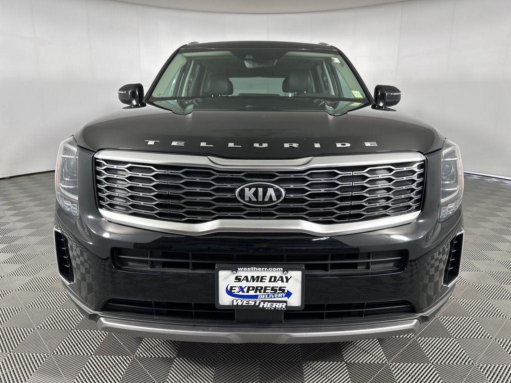 Used 2021 Ebony Black Kia S image 15