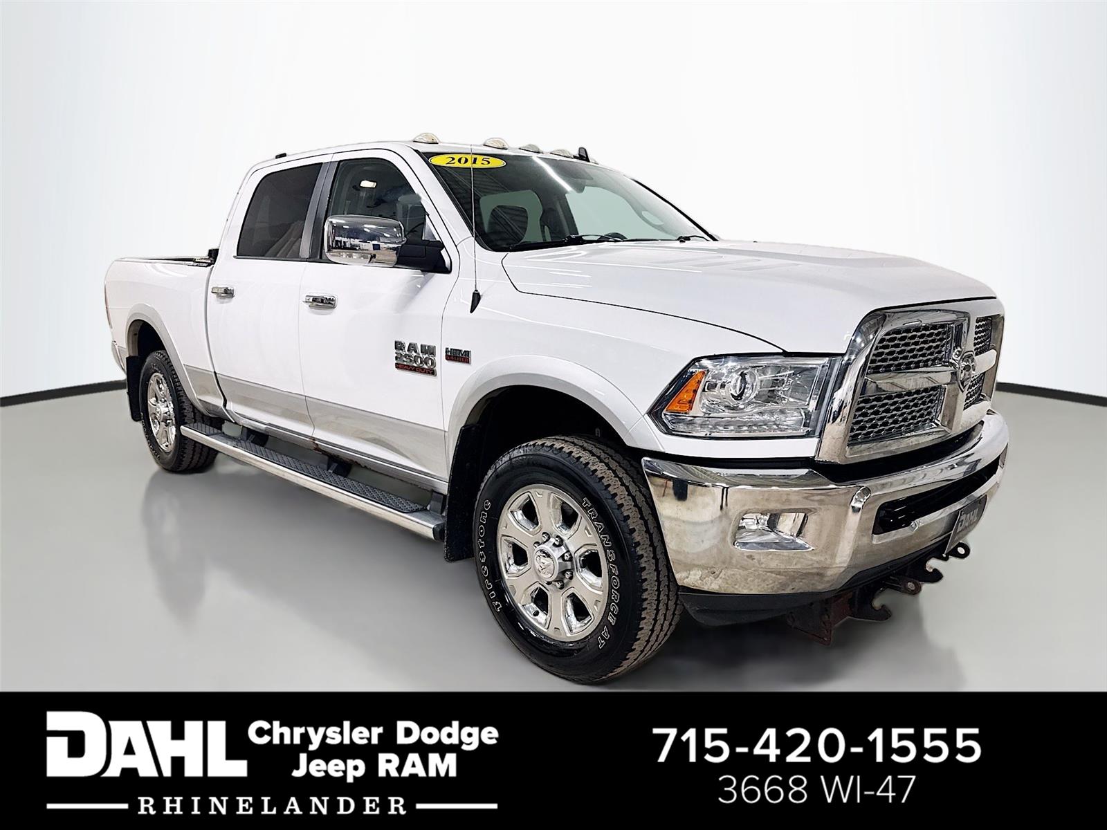 Bright White Clearcoat 2015 RAM 2500 Laramie Crew Cab 4WD Pickup Truck Four-Wheel Drive 6-Speed Automatic