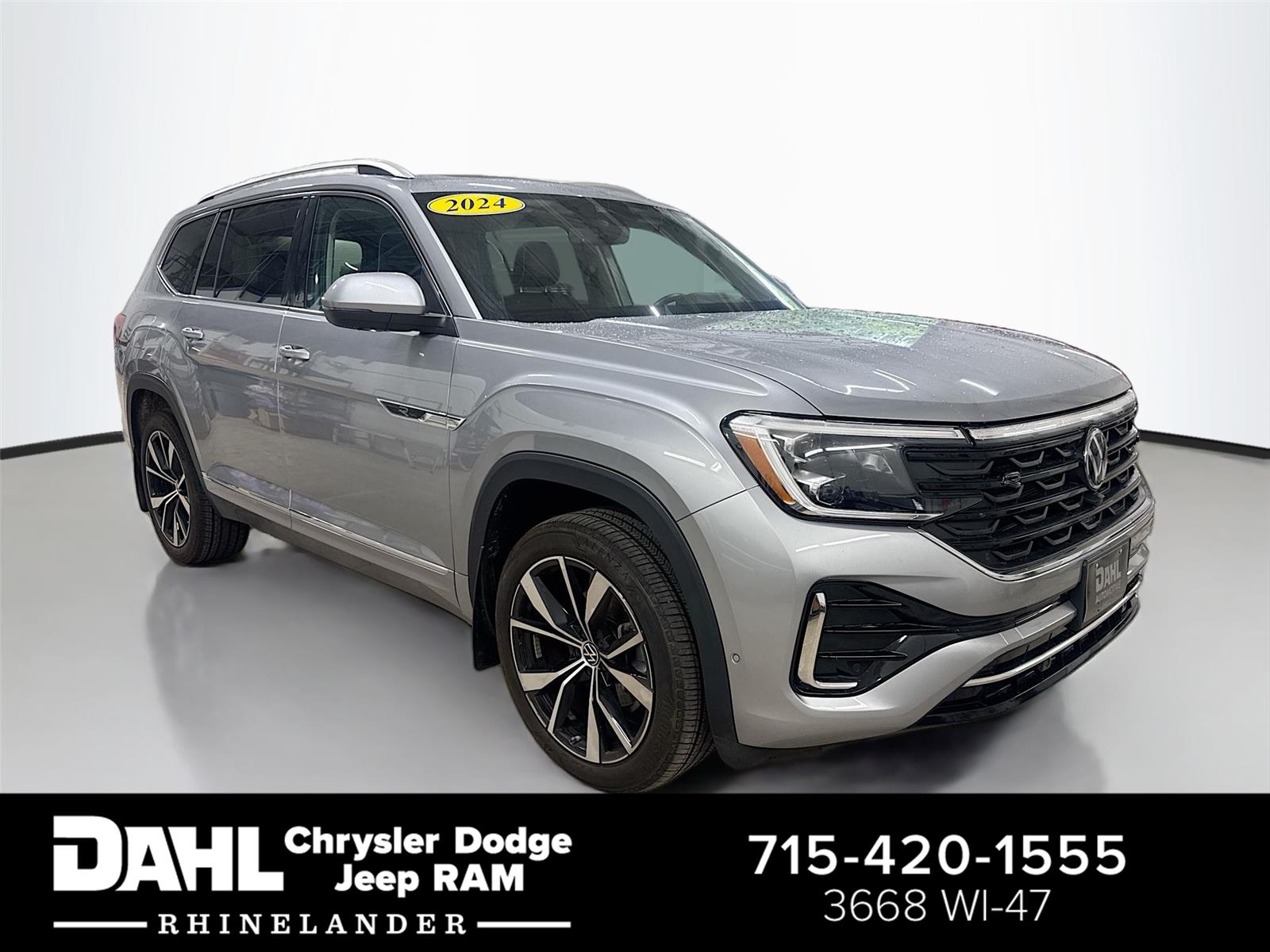  2024 Volkswagen Atlas SEL Premium R-Line 4Motion   