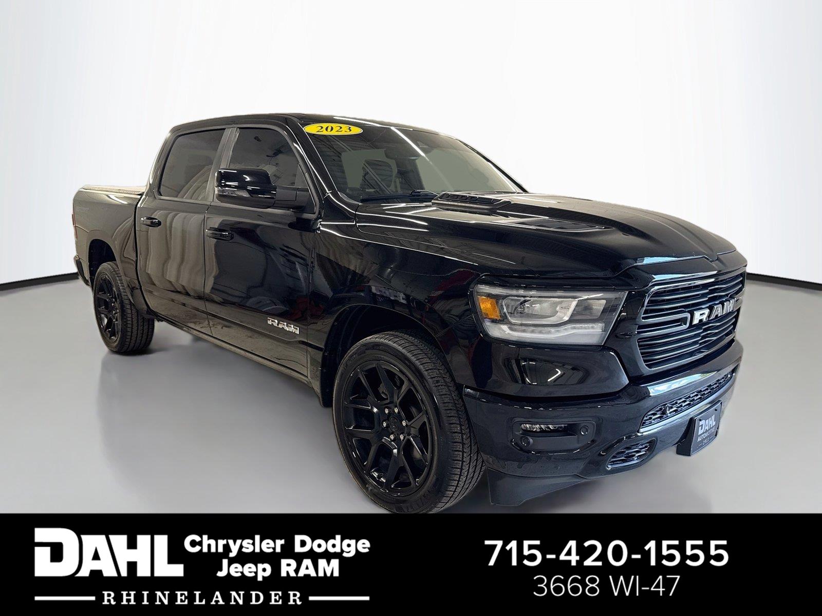Diamond Black Crystal Pearlcoat 2023 RAM 1500 Pickup Truck Four-Wheel Drive 8-Speed Automatic