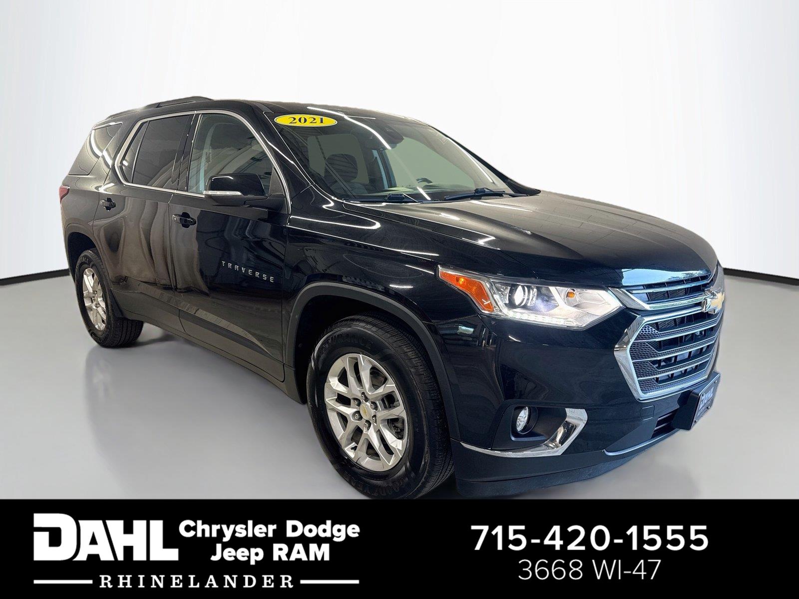 Mosaic Black Metallic 2021 Chevrolet Traverse SUV / Crossover Four-Wheel Drive 9-Speed Automatic