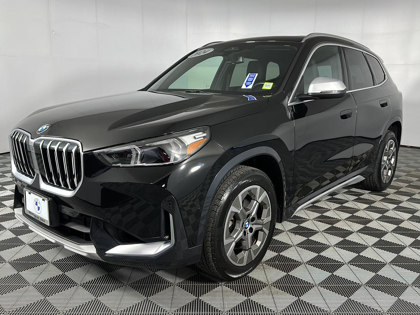 Certified Used 2024 Jet Black BMW xDrive28i image 3