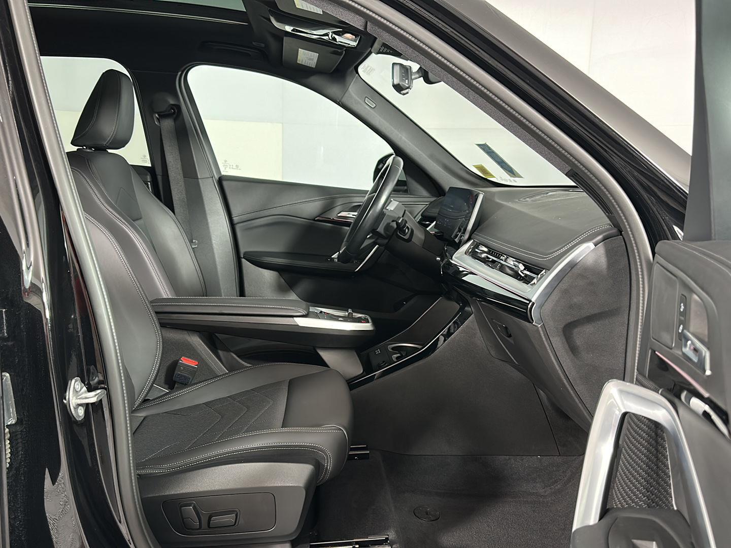 Certified Used 2024 Jet Black BMW xDrive28i image 28