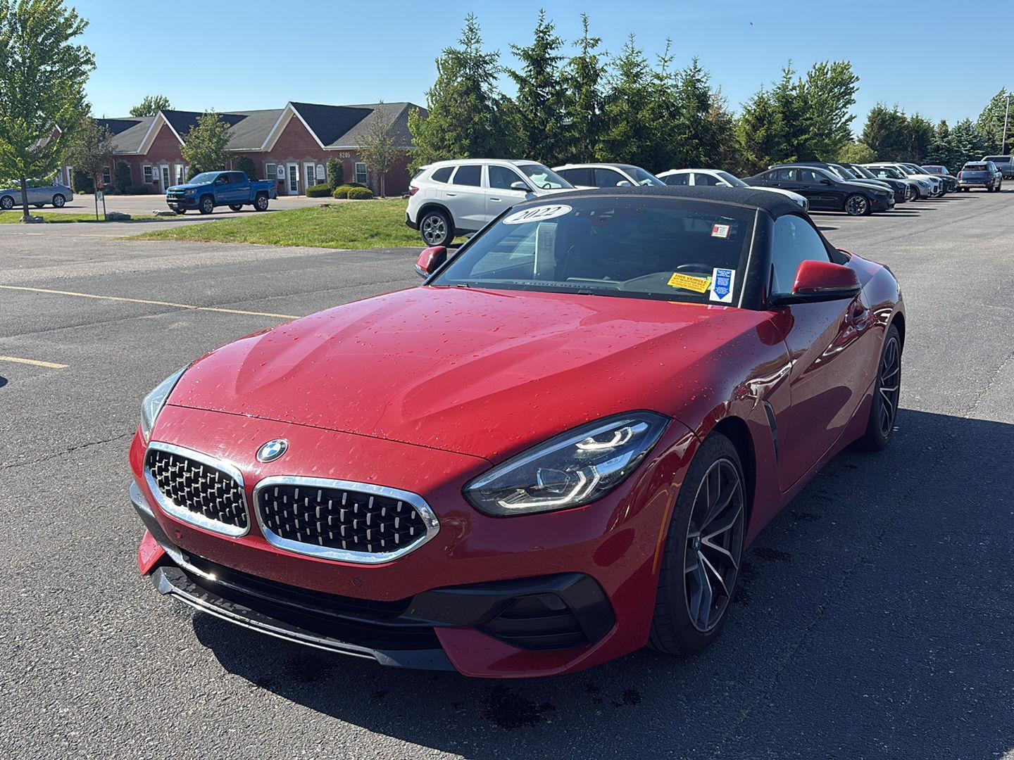 Used 2022 San Francisco Red Metallic BMW sDrive30i image 7