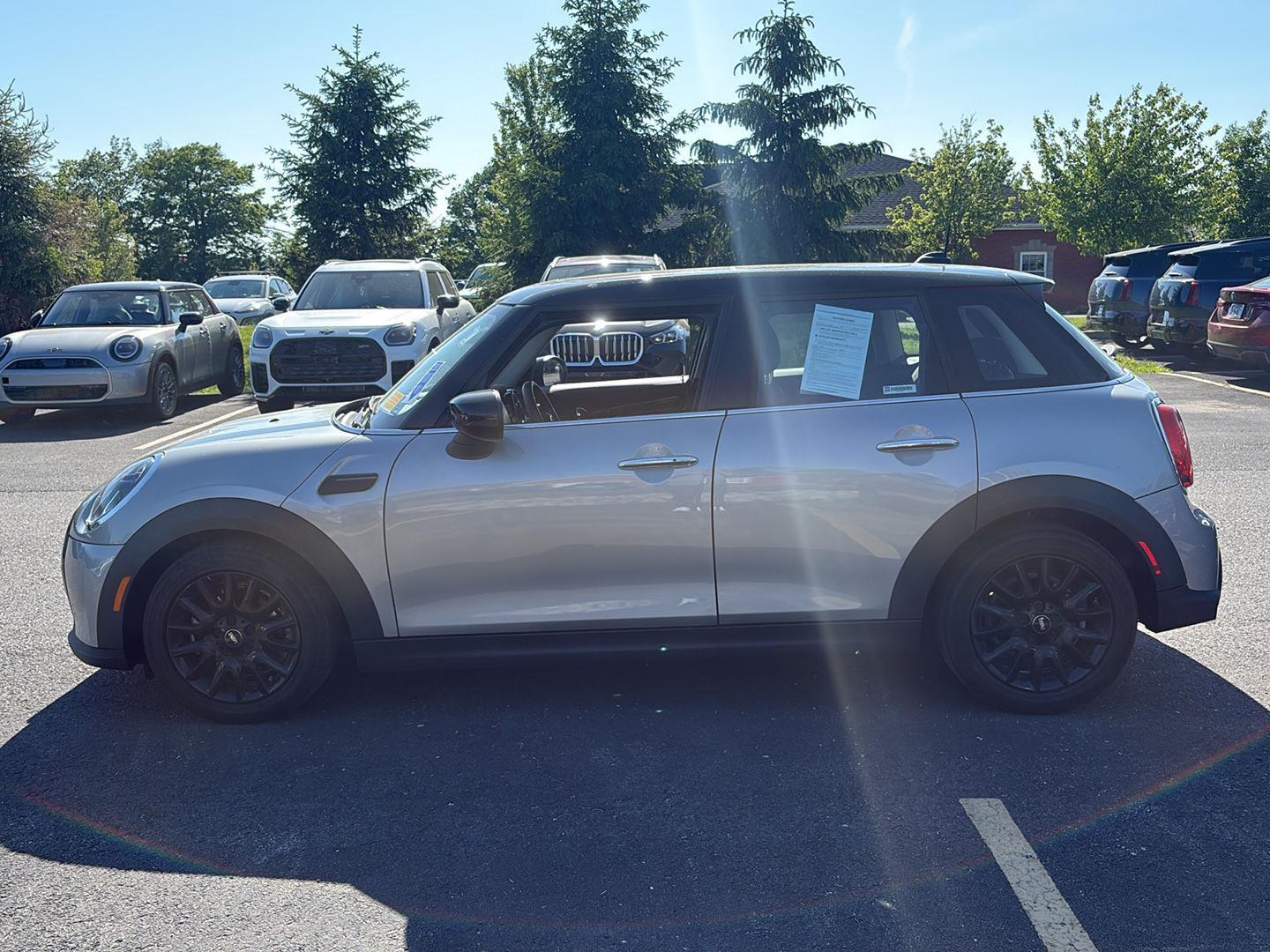 Used 2023 Melting Silver III Metallic MINI Cooper image 3