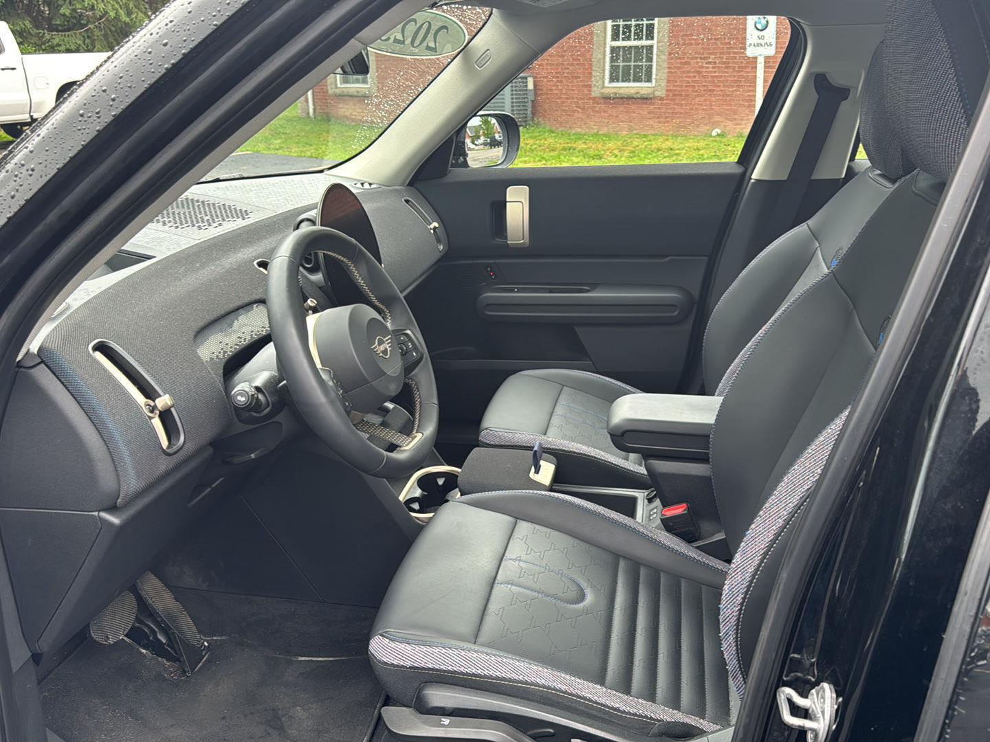 Used 2025 Midnight Black II Metallic MINI S image 9