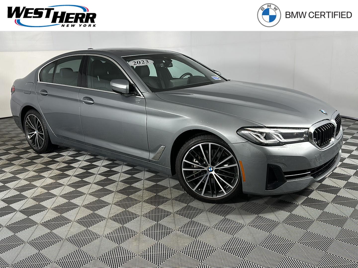 Skyscraper Gray Metallic 2023 BMW 5 Series Sedan All-Wheel Drive Automatic