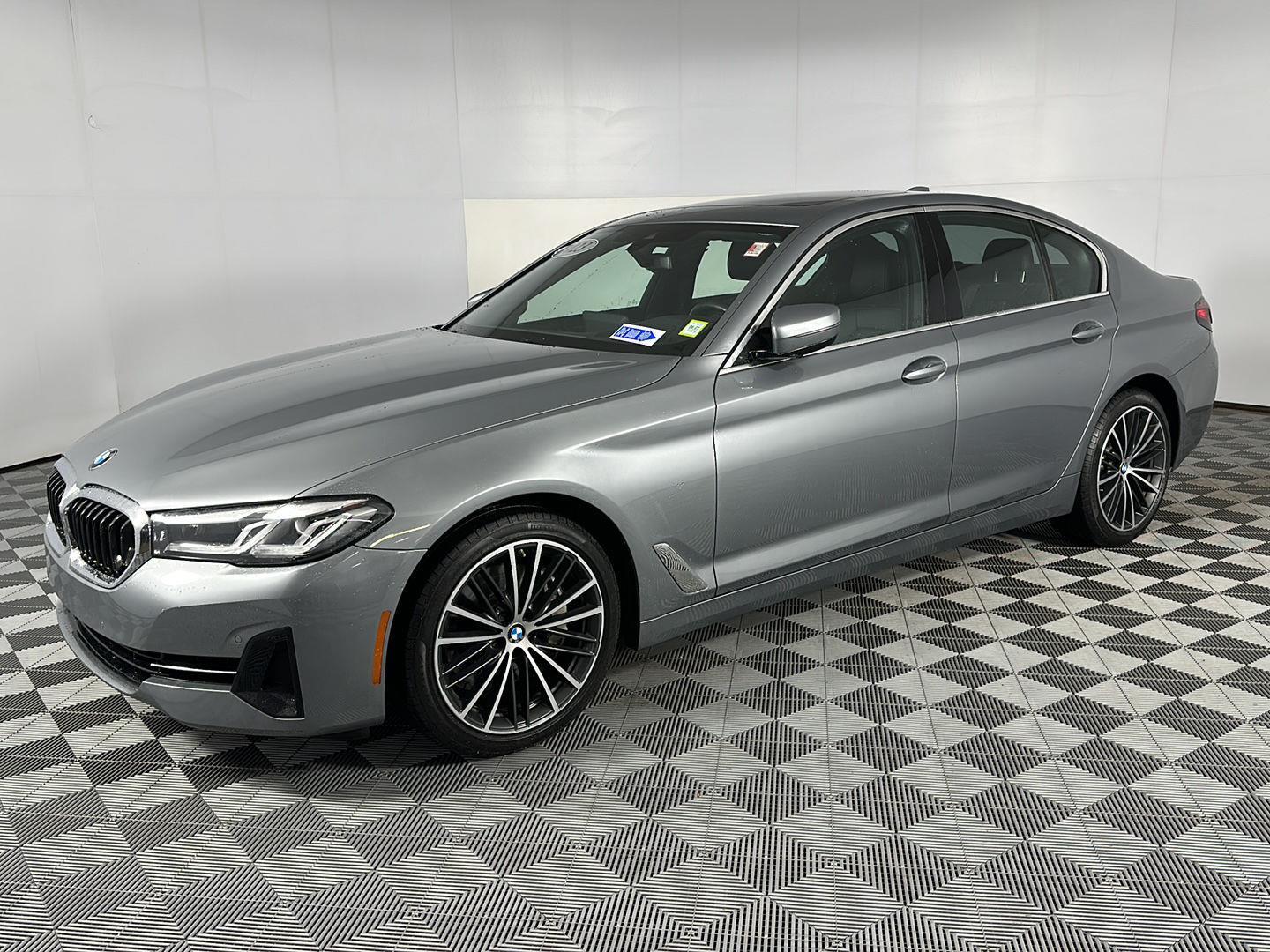 Certified Used 2023 Skyscraper Gray Metallic BMW 540i xDrive image 7