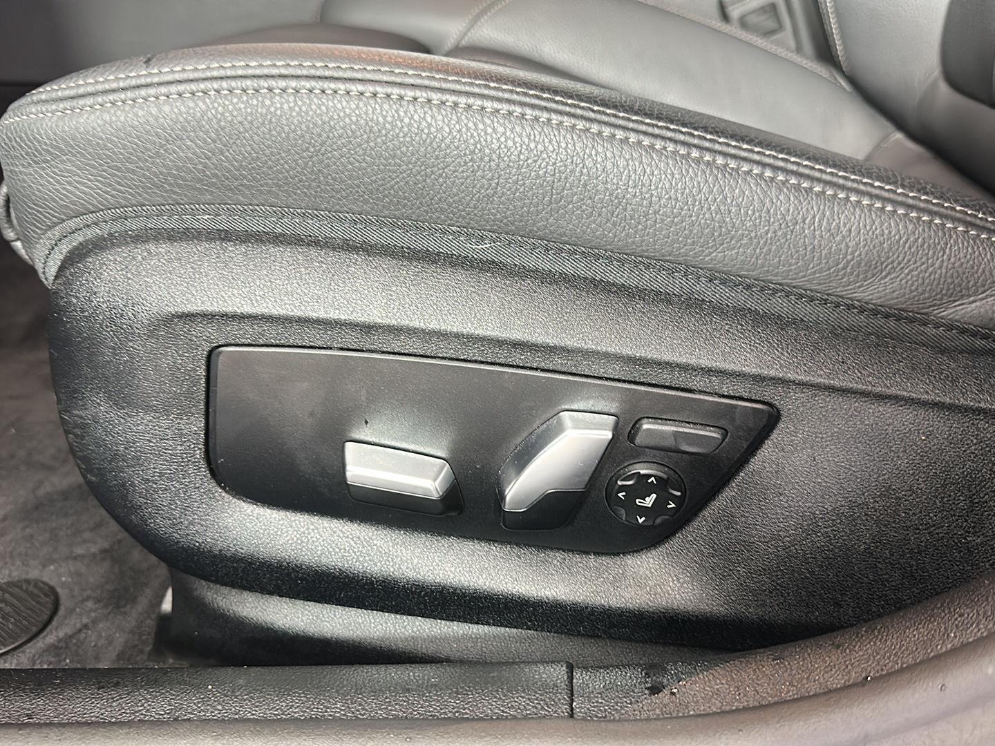 Certified Used 2023 Skyscraper Gray Metallic BMW 540i xDrive image 11
