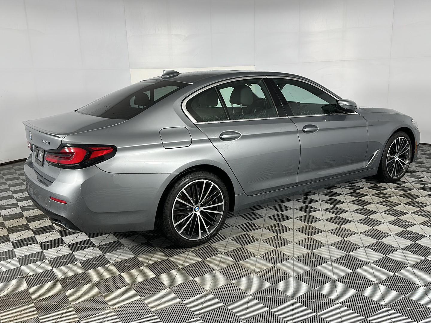 Certified Used 2023 Skyscraper Gray Metallic BMW 540i xDrive image 31