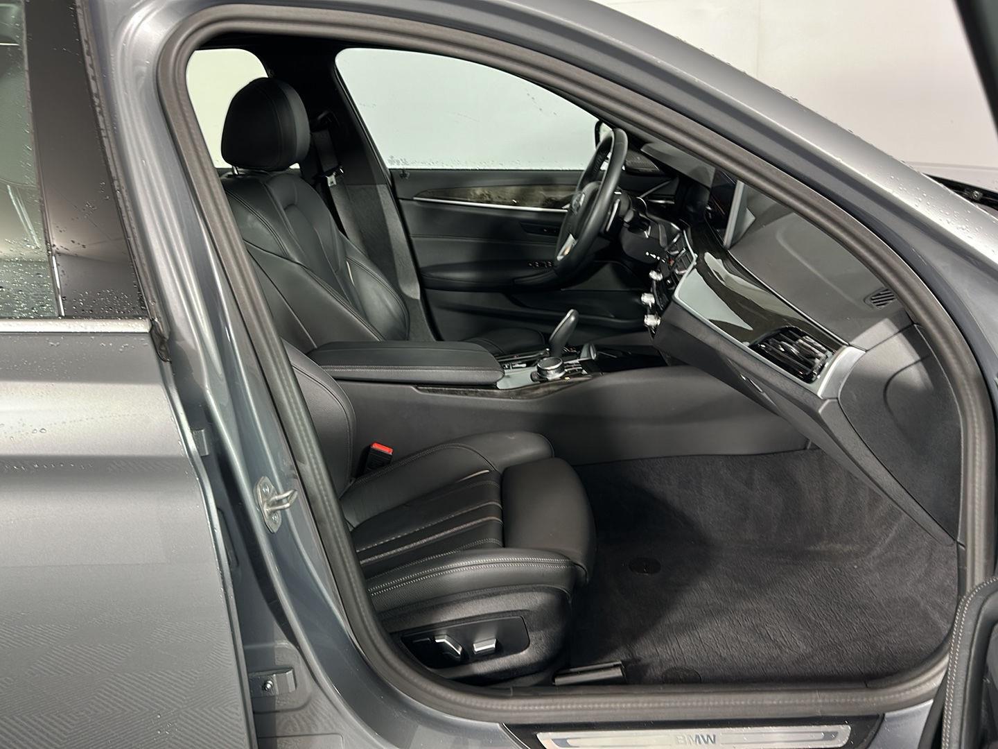 Certified Used 2023 Skyscraper Gray Metallic BMW 540i xDrive image 33
