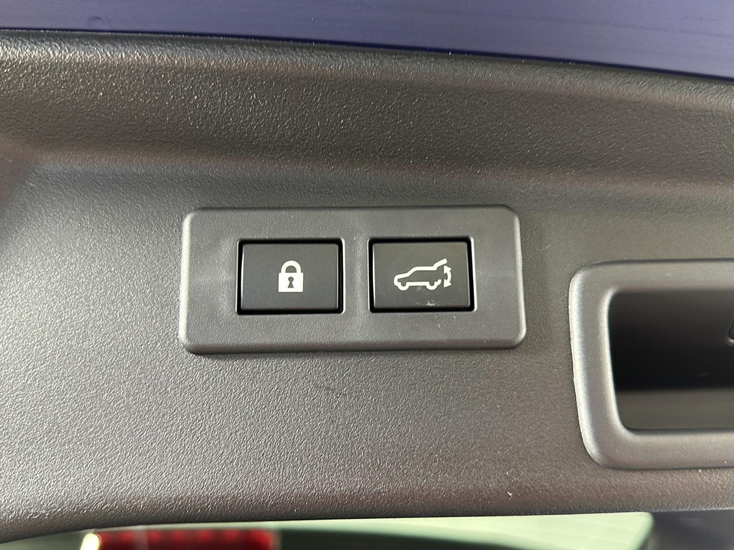 Used 2026 Sapphire Blue Pearl Subaru Touring XT image 31