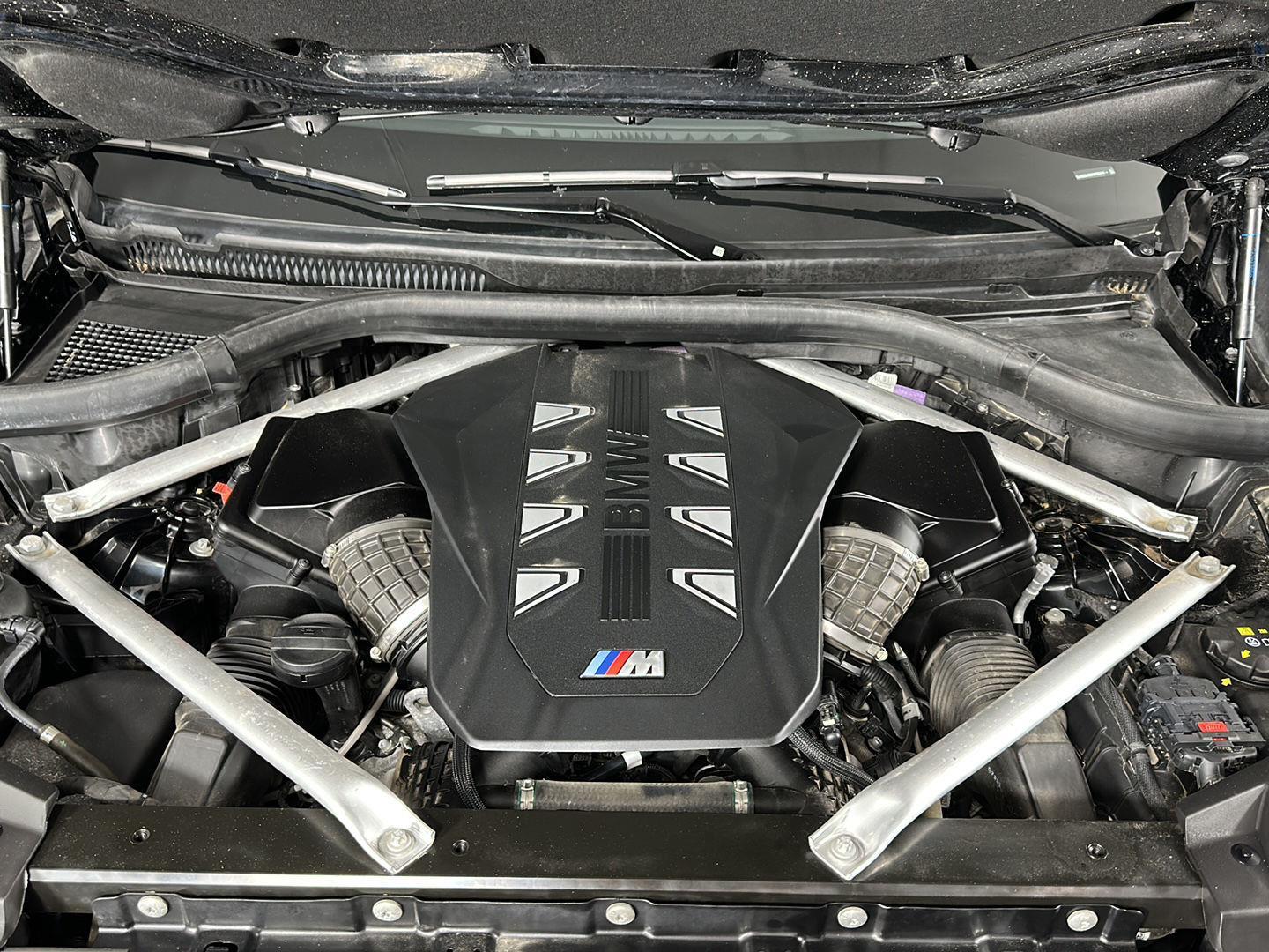 Certified Used 2024 Black Sapphire Metallic BMW M60i image 9