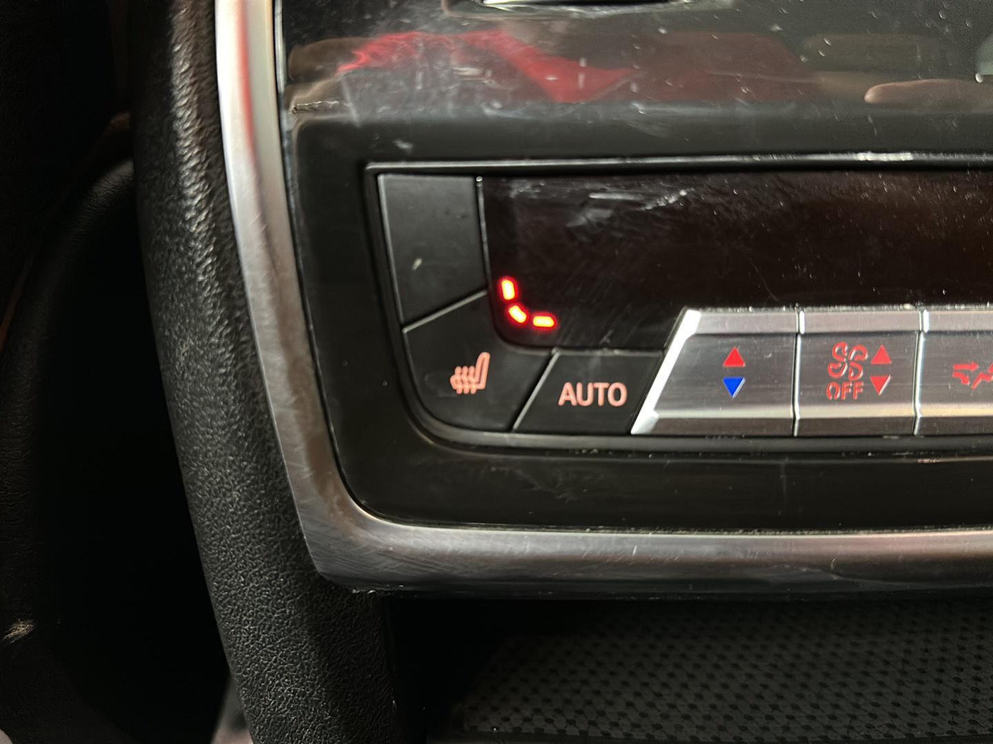 Certified Used 2024 Black Sapphire Metallic BMW M60i image 30