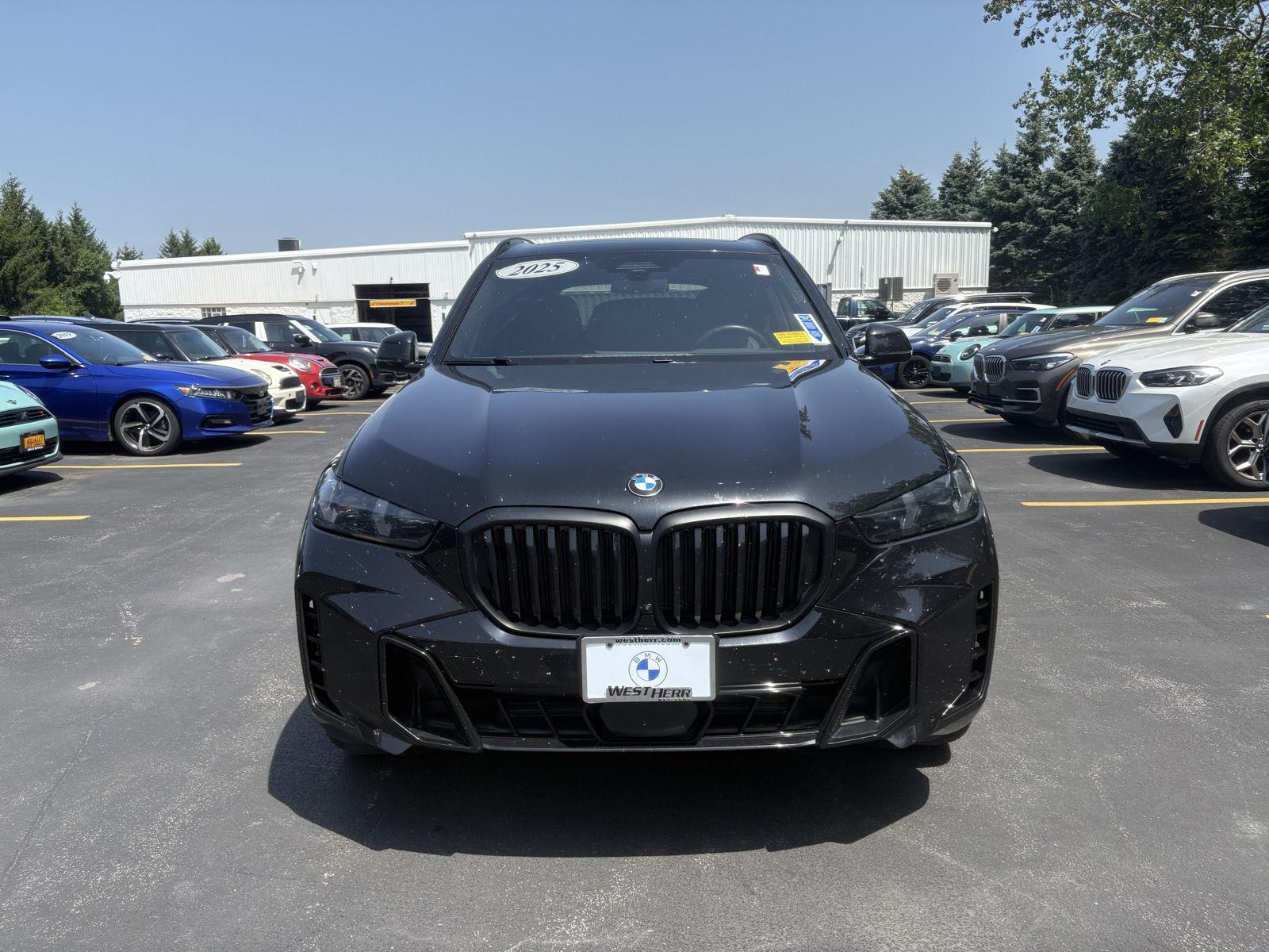 Used 2025 Black Sapphire Metallic BMW xDrive40i image 2