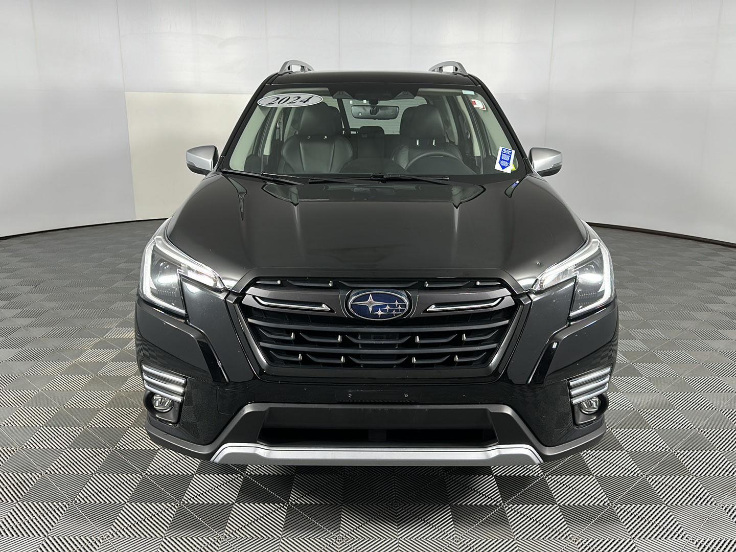 Used 2024 Crystal Black Silica Subaru Touring image 3