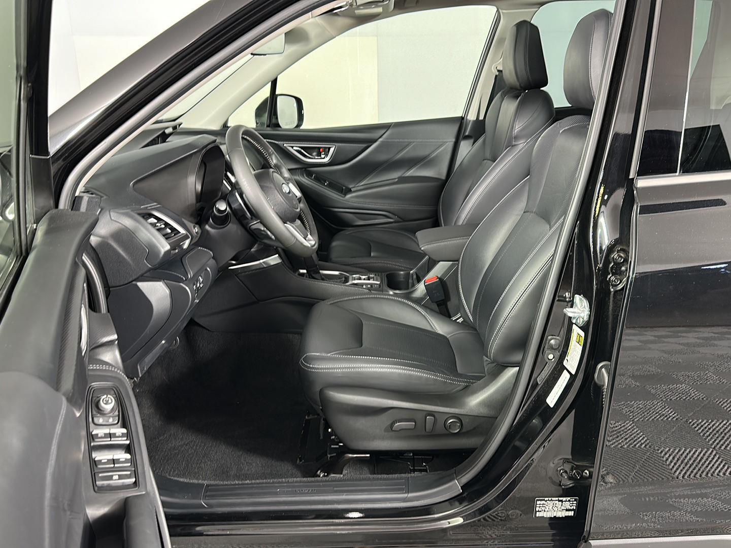 Used 2024 Crystal Black Silica Subaru Touring image 7