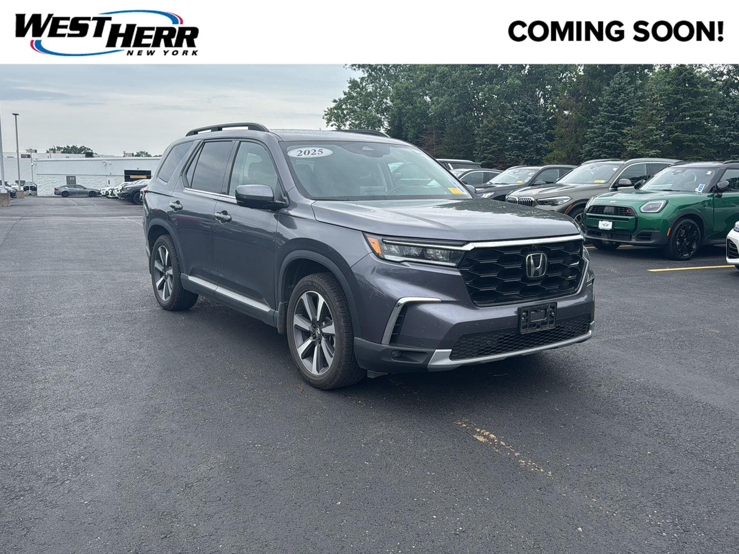 Gray (Modern Steel Metallic) 2025 Honda Pilot SUV / Crossover All-Wheel Drive Automatic