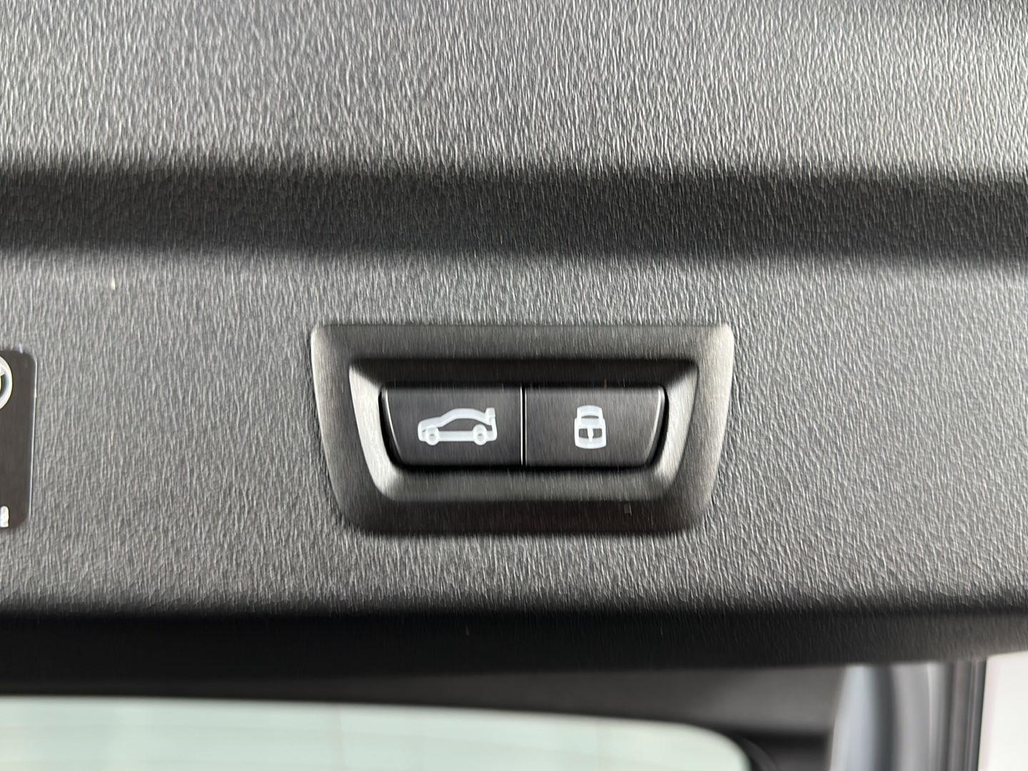 Certified Used 2025 Skyscraper Grey Metallic BMW M35i image 25