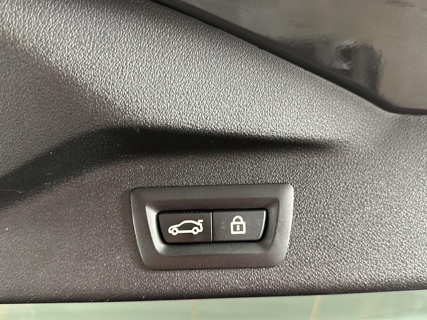 Used 2022 Dravit Grey Metallic BMW xDrive40i image 27