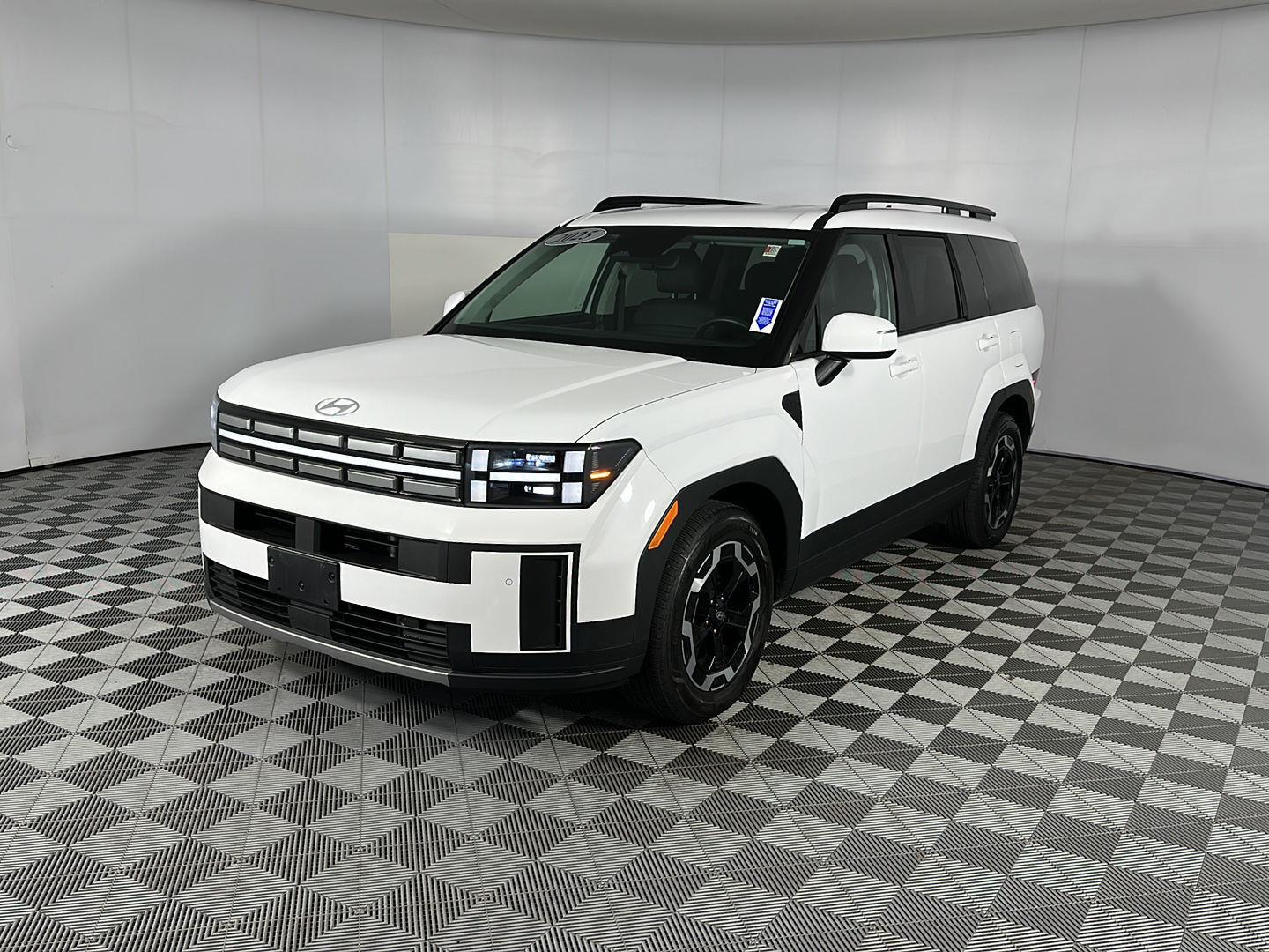 Used 2025 Serenity White Hyundai SEL image 6