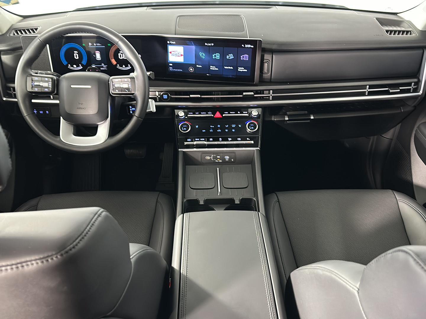 Used 2025 Serenity White Hyundai SEL image 24