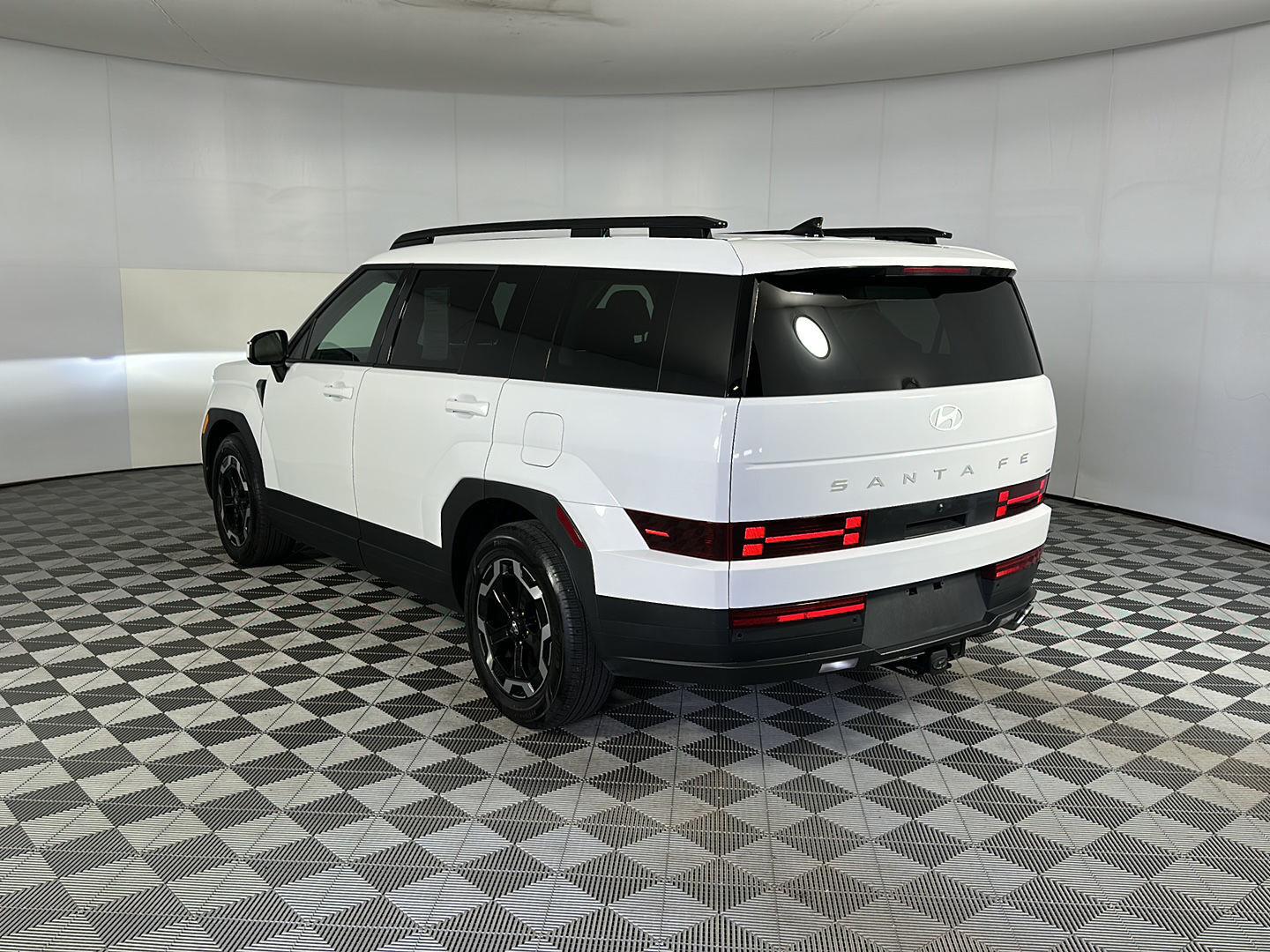 Used 2025 Serenity White Hyundai SEL image 27