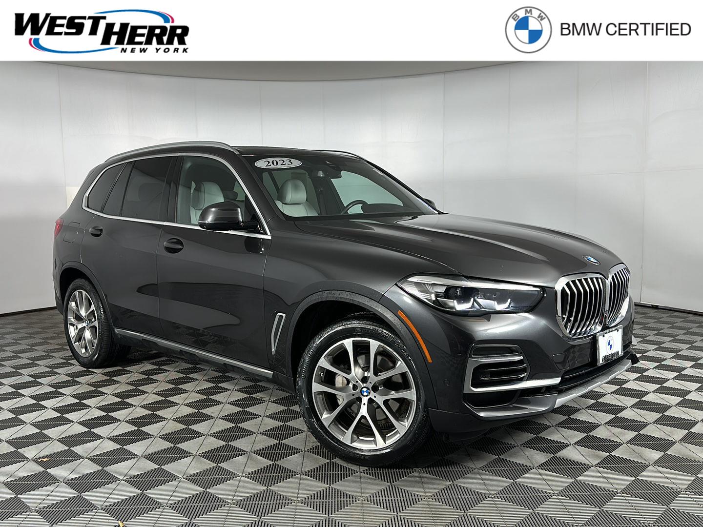 Gray (Dark Graphite Metallic) 2023 BMW X5 SUV / Crossover All-Wheel Drive Automatic