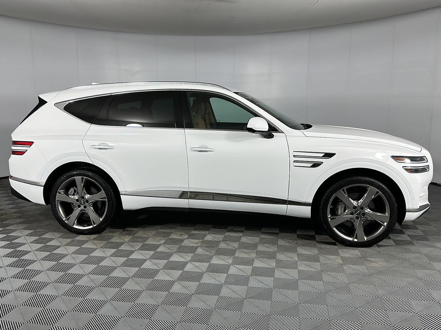 Used 2023 Alta White Genesis 3.5T image 33