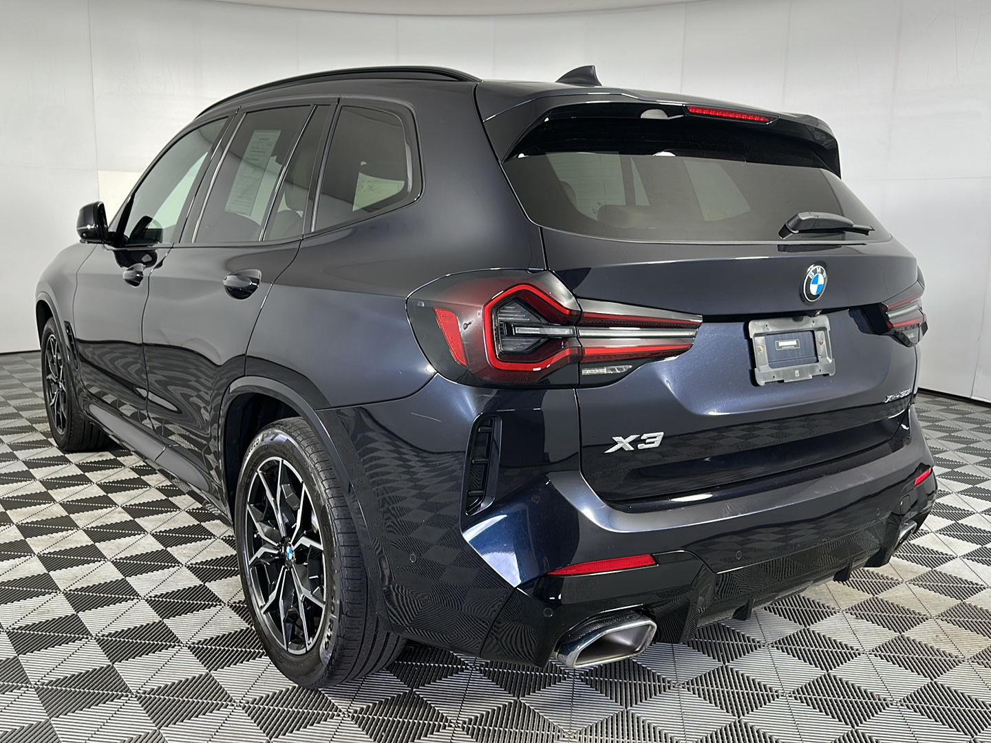 Certified Used 2023 Carbon Black Metallic BMW xDrive30i image 28