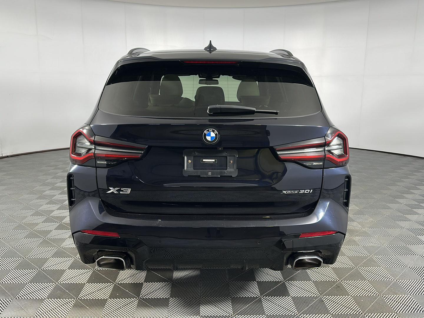 Certified Used 2023 Carbon Black Metallic BMW xDrive30i image 29