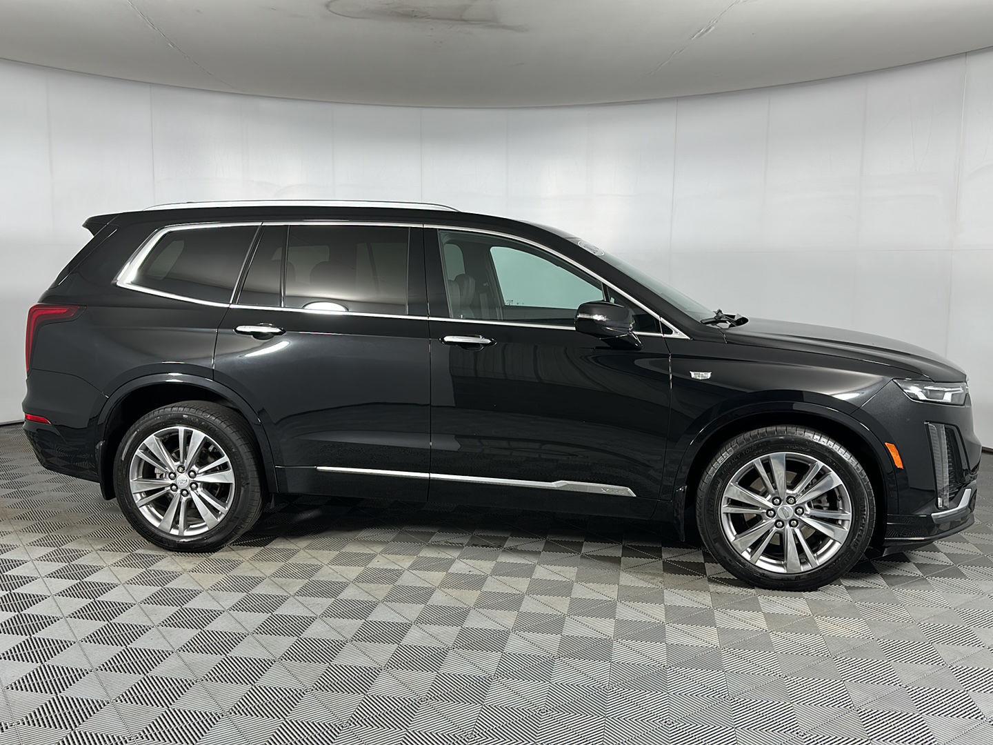 Used 2024 Stellar Black Metallic Cadillac AWD Premium Luxury image 34
