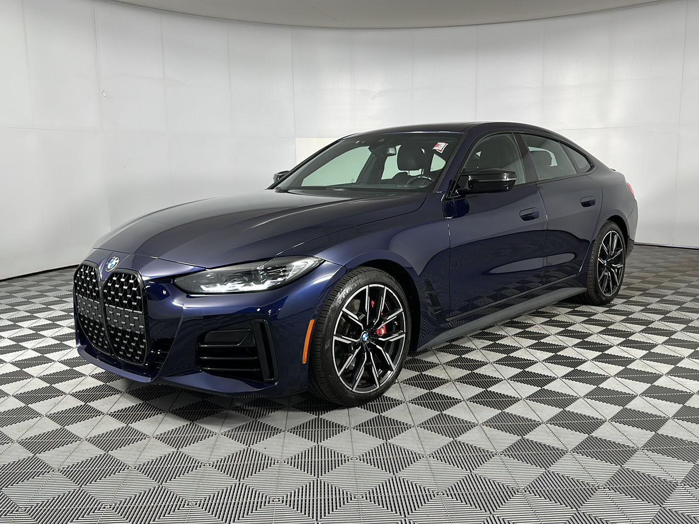 Used 2024 Tanzanite Blue II Metallic BMW M440i xDrive image 4