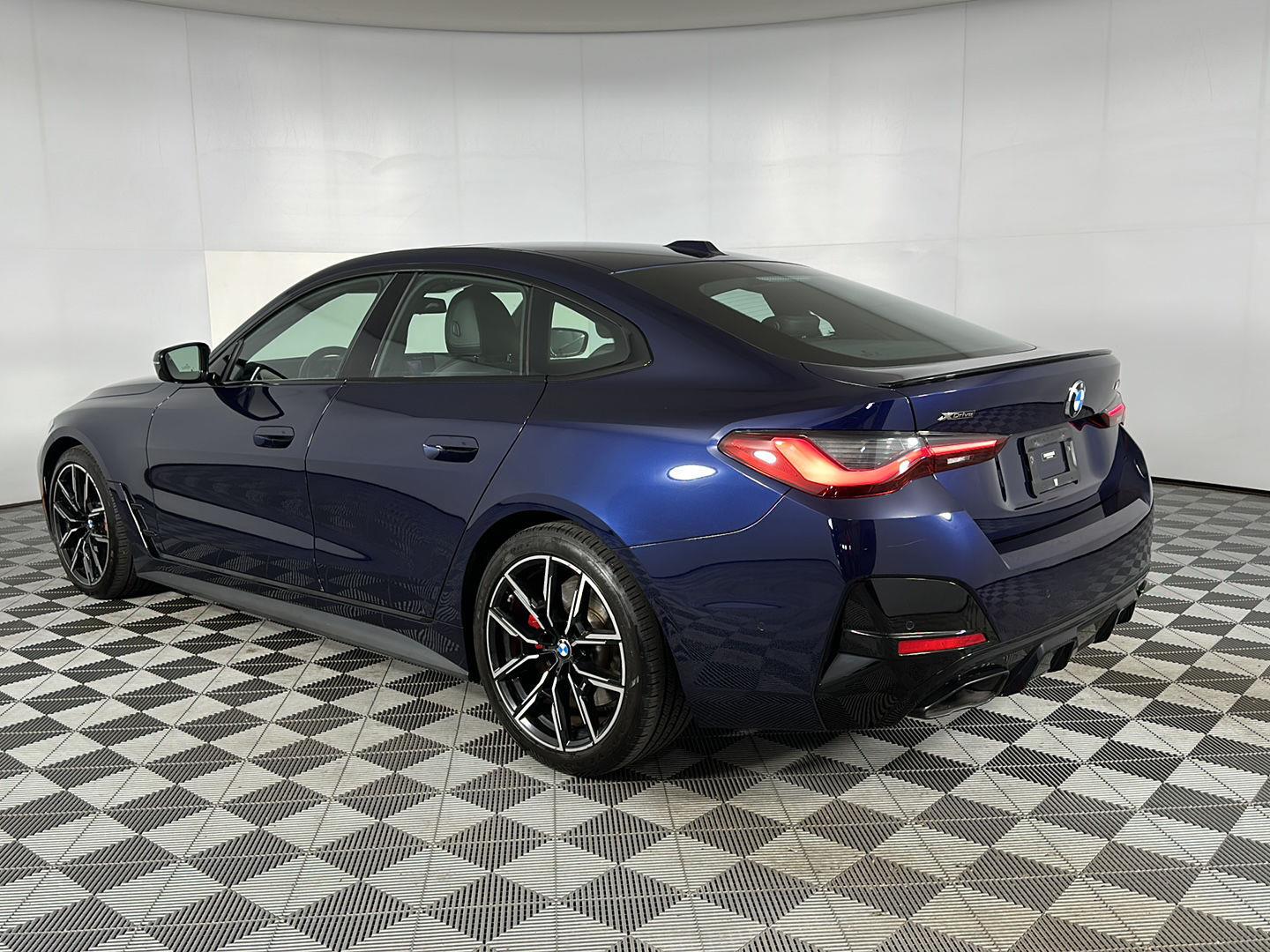 Used 2024 Tanzanite Blue II Metallic BMW M440i xDrive image 23