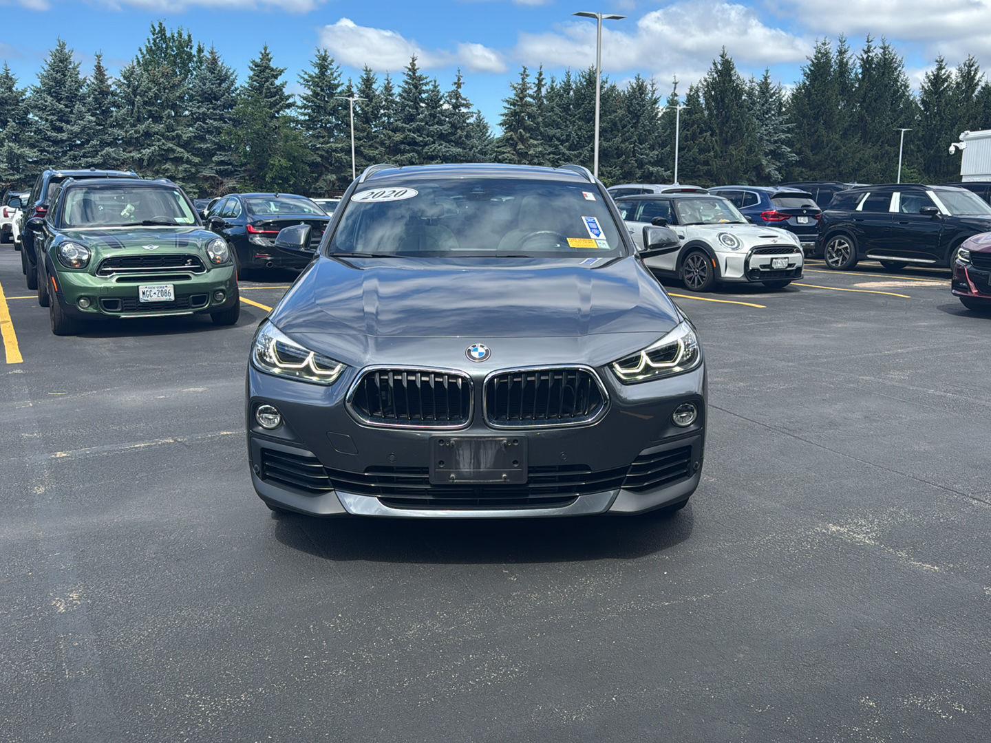Used 2020 Mineral Gray Metallic BMW xDrive28i image 9